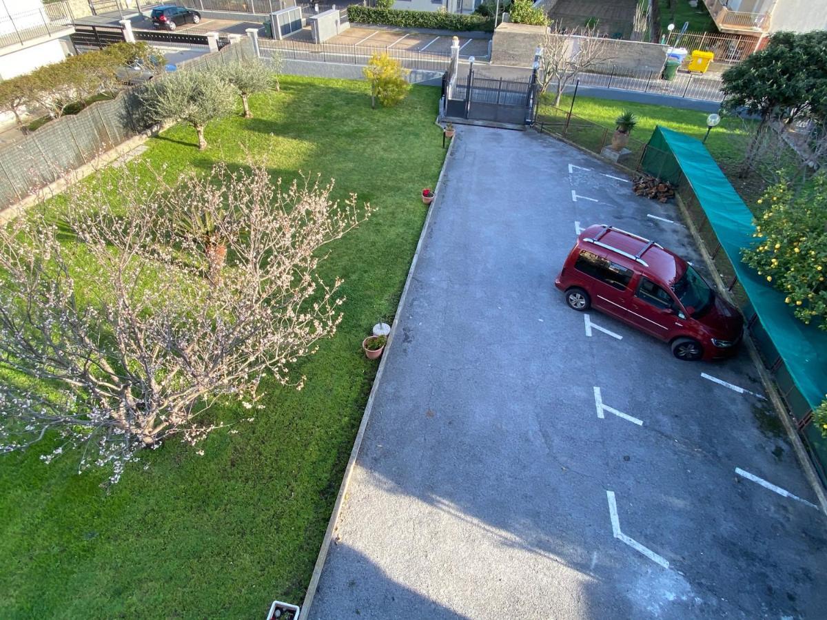Aparthotel I Fiori Di Pietra Pietra Ligure Zewnętrze zdjęcie