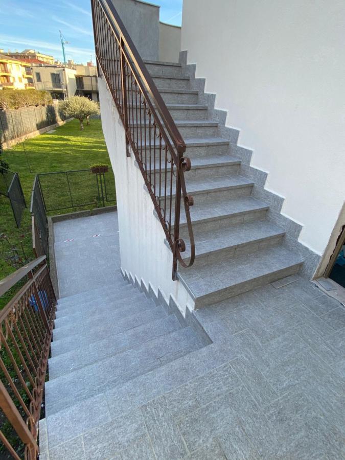 Aparthotel I Fiori Di Pietra Pietra Ligure Zewnętrze zdjęcie