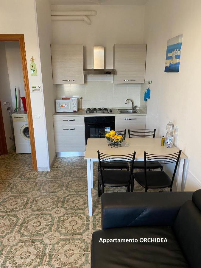 Aparthotel I Fiori Di Pietra Pietra Ligure Zewnętrze zdjęcie