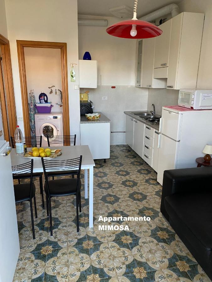 Aparthotel I Fiori Di Pietra Pietra Ligure Zewnętrze zdjęcie
