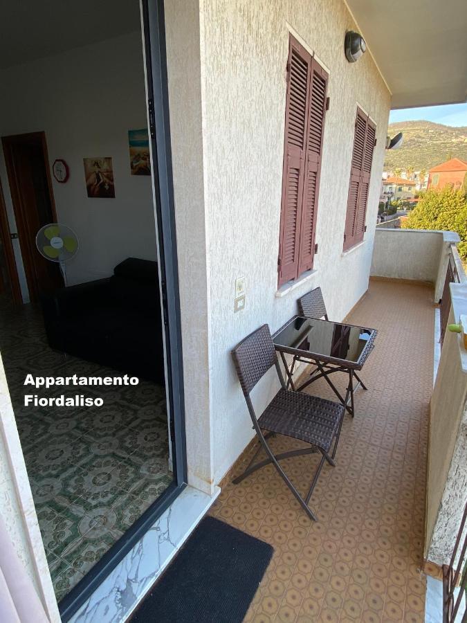 Aparthotel I Fiori Di Pietra Pietra Ligure Zewnętrze zdjęcie