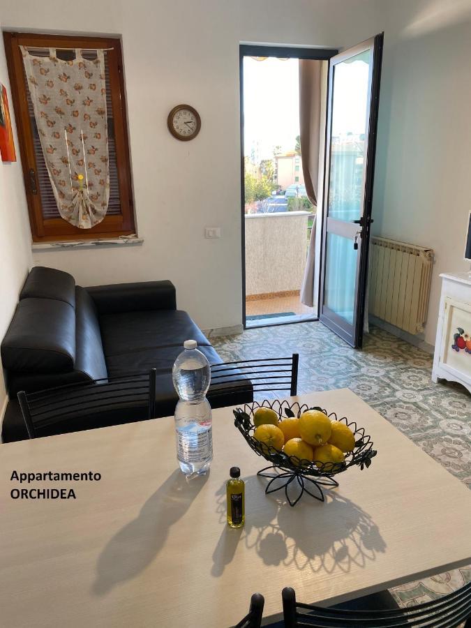 Aparthotel I Fiori Di Pietra Pietra Ligure Zewnętrze zdjęcie